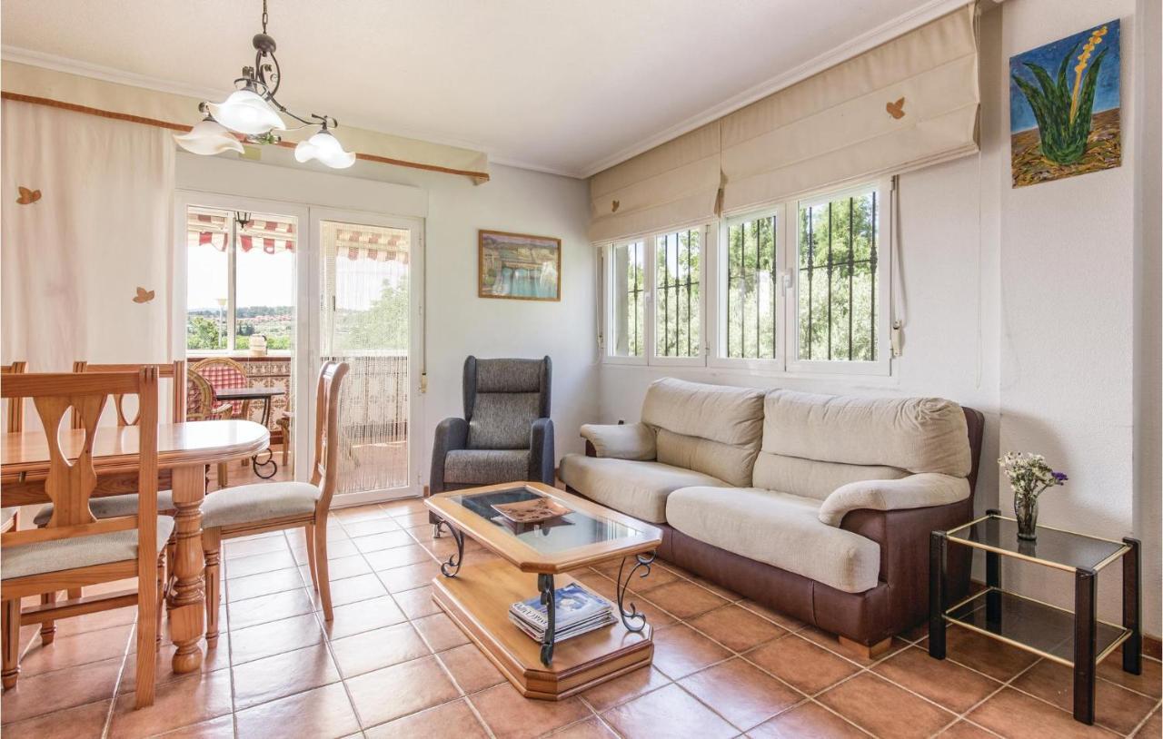 Awesome Home In Caravaca With Kitchen Caravaca De La Cruz Bagian luar foto