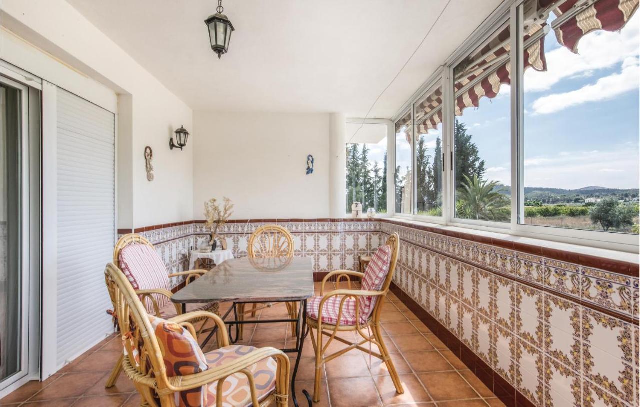 Awesome Home In Caravaca With Kitchen Caravaca De La Cruz Bagian luar foto